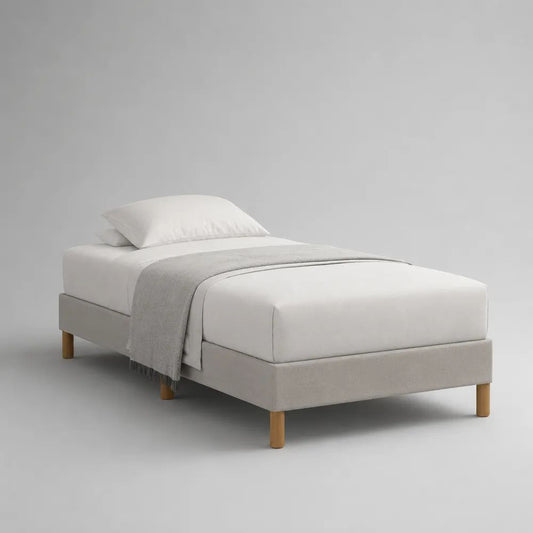 Polsterbett Einzelbett 90 × 200 cm ohne Kopfteil, mit Polyesterbezug, Lattenrost und Massivholzfüßen, Beige/Naturbraun
